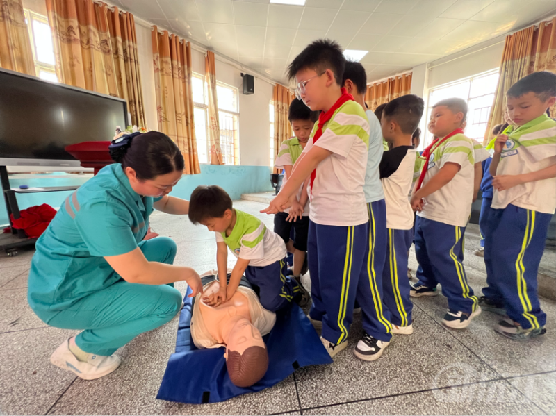 防溺水知识进校园 筑牢生命安全防线
