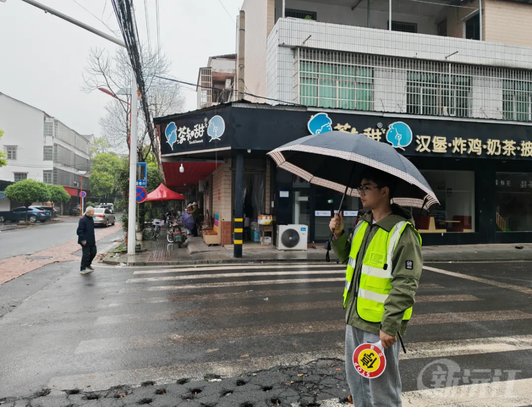 �����غ÷����ձ���ȫ�ĵ��ߡ���벢������ͷ�������  �ػ�Ⱥ�ڳ��� "ͷ" �Ȱ�ȫ